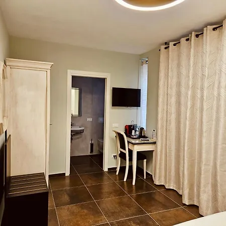 Ai Poeti Maison d'hôtes Brescia